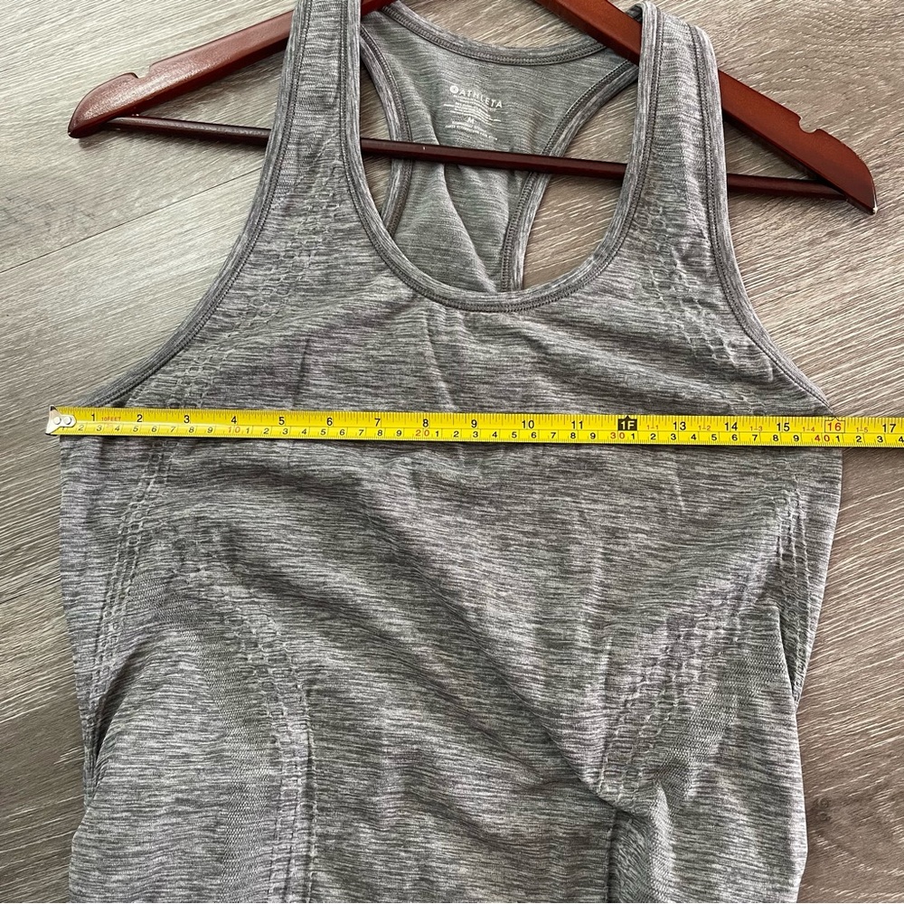 Athleta Fastest Track Racerback Tank Size Medium - Picture 11 of 11